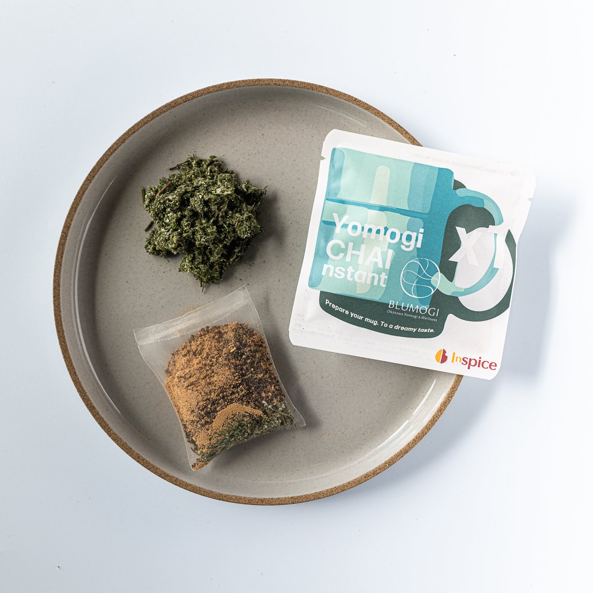 Yomogi CHAInstantとBLUMOGIのよもぎ